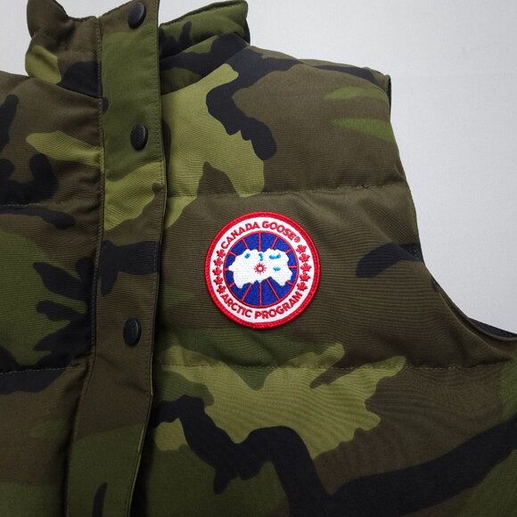 Canada Goose Freestyle Vest in Camo - Picture 11 of 14